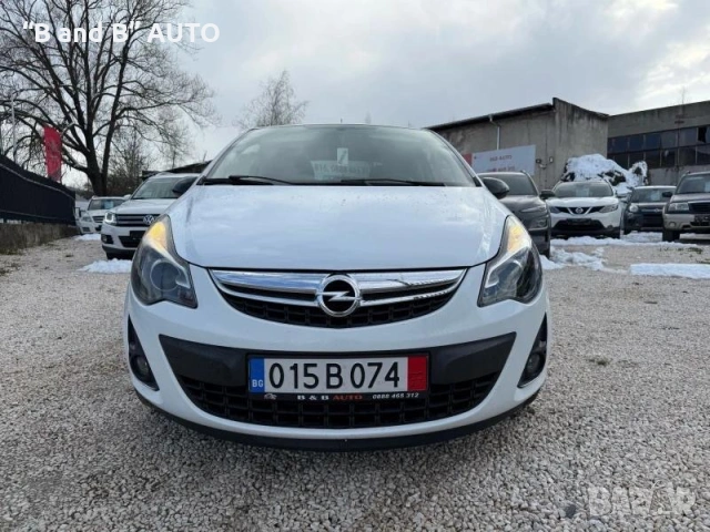 Opel Corsa 1.7 Дизел, 2012 г., Navi, Панорама, 131 к.с., снимка 3 - Автомобили и джипове - 53053342
