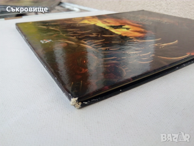 Властелинът на сянката - цветен комикс голям формат с твърди корици, снимка 5 - Списания и комикси - 52790211