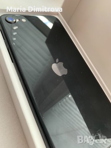 iPhone SE 2020, снимка 2 - Apple iPhone - 42863910