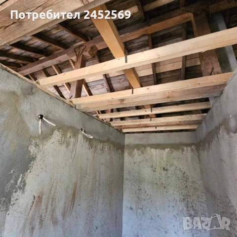 Продавам двуетажна къща в с.Изгрев,общ.Суворово,обл.Варна, снимка 9 - Къщи - 50799712