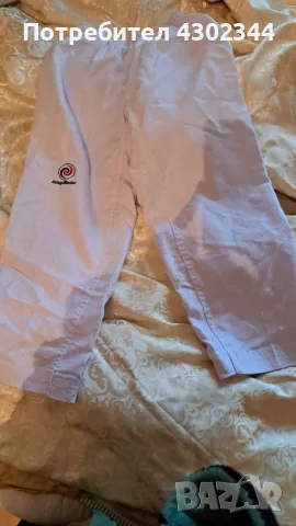 Кимоно по таекуондо, снимка 2 - Спортна екипировка - 48174863