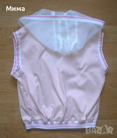 Елеци за 3-6 г., снимка 8 - Детски якета и елеци - 23847657