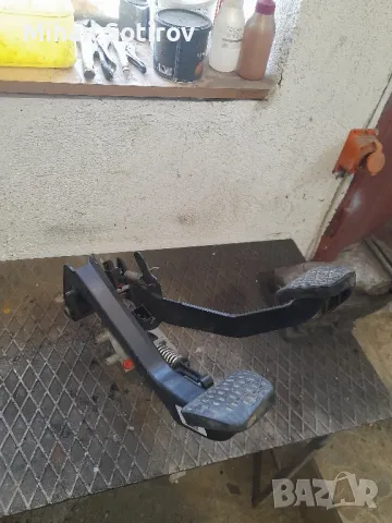 Педали Мерцедес Е класа, снимка 2 - Части - 50194707