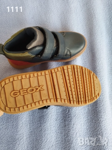 Непромокаеми кецове/боти Geox номер 29., снимка 3 - Детски боти и ботуши - 52935695
