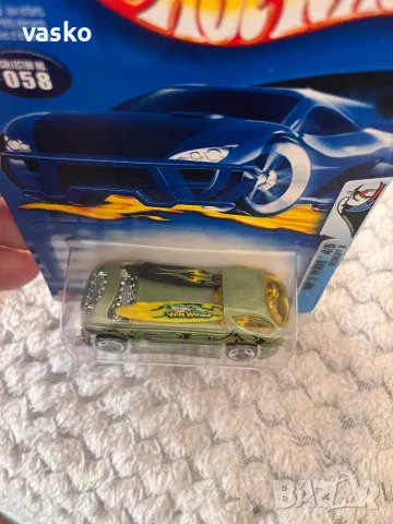 Hotwheels-стар,перфектен, снимка 2 - Колекции - 49660305