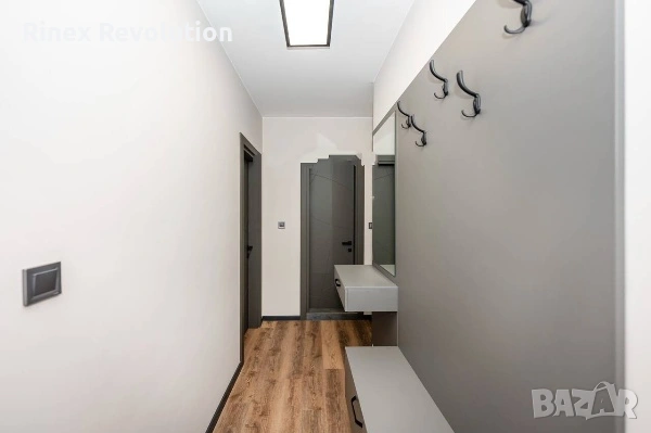 Тристаен апартамент под наем в Център, снимка 9 - Апартаменти - 53910284