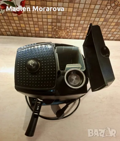 Еспресо Кафемашина DeLonghi , снимка 4 - Кафемашини - 55801570