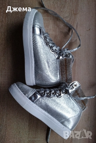 Спортни боти, снимка 3 - Дамски боти - 52377318