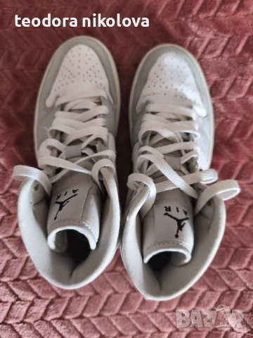 Оригинални маратонки Jordan , снимка 4 - Маратонки - 53934751