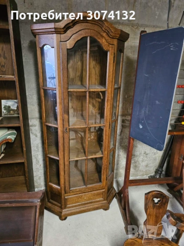 Конзолна витрина в стил Рустик