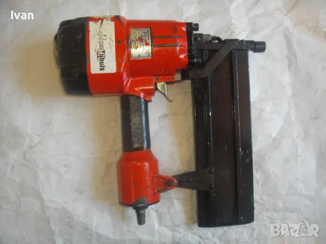 Италиански СТРОИТЕЛЕН ПНЕВМАТИЧЕН ТАКЕР  за пирони 51-91мм NIKEMA M90 Made in ITALY Промишлен Индуст, снимка 6 - Други инструменти - 47351814