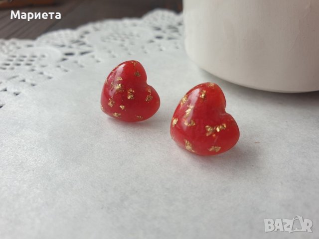 Червени обеци със златно Обеци Сърца Бижута от Смола Червени Обици Бижута Ръчна Изработка 