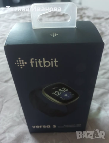 Smart часовник Fitbit Versa 3, снимка 2 - Друга електроника - 50594092