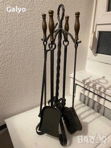  Комплект стари антични прибори, аксесоари за камина, ковано желязо и месинг, снимка 2 - Камини - 50944770