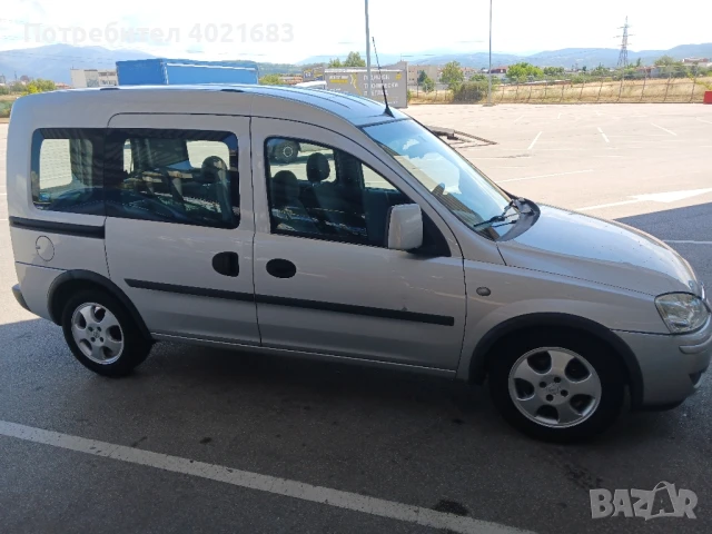 Опел Комбо, снимка 4 - Автомобили и джипове - 50848144
