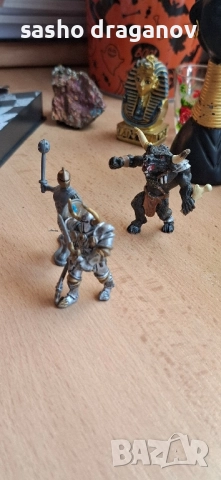 3 мини фигурки - минотавър и рицари, снимка 4 - Фигурки - 52398693