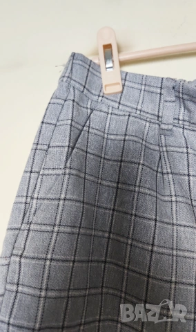 Дамски панталони Reserved сиво каре, снимка 5 - Панталони - 54125800