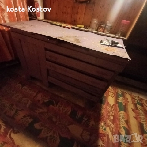 работен шкаф. дължина. 1.26см. ширина 55см. височина68см. 