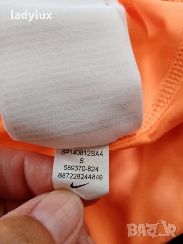 NIKE Pro, Dri-Fit, Оригинална, Размер S. Код 1779, снимка 6 - Тениски - 37002433
