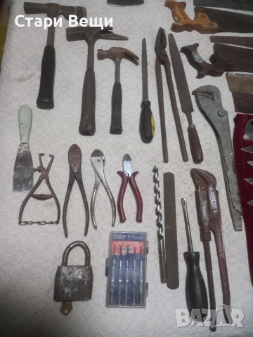 Стари ножове инструменти топори и сатъри, снимка 18 - Ножове - 53057926