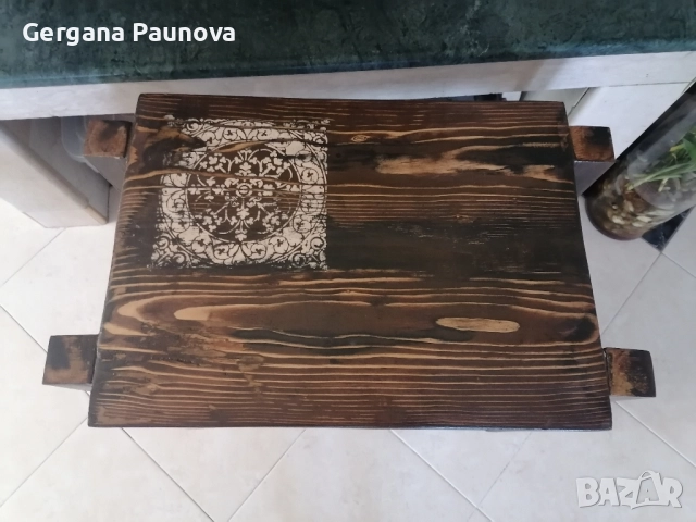 Нощни шкафчета