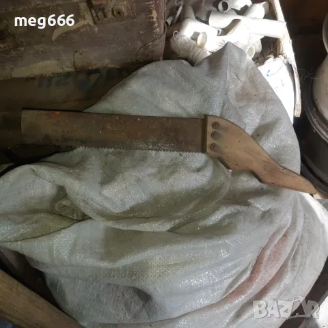 Ръчен трион за дърво-антика