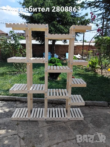 Цветарник от дърво 