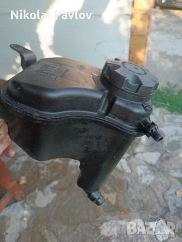 Казанче антифриз за БМВ Е 91 Е 90 бензин , снимка 3 - Части - 51708081