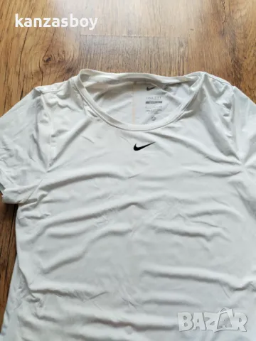 Nike - страхотна дамска тениска S, снимка 5 - Тениски - 50366588