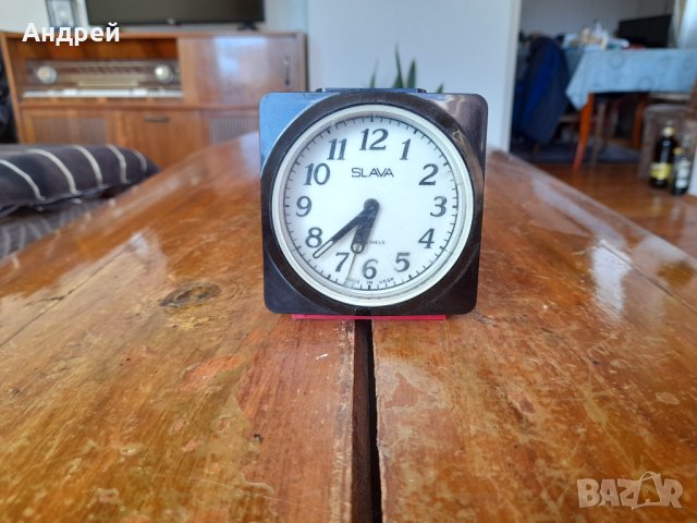 Настолен часовник,будилник СЛАВА,SLAVA #10