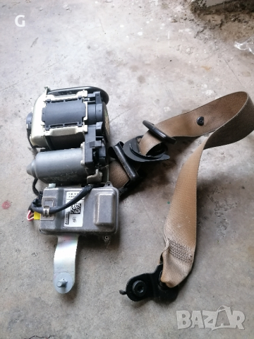 Предпазен Колан Преден Десен Мерцедес W204 , снимка 5 - Части - 44795370