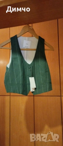 Дамска връхна къса жилетка