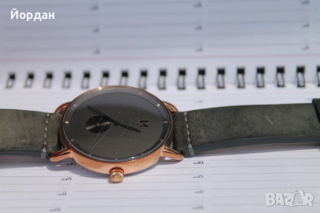 Япомски кварцов мъжки часовник ''MVMT'', снимка 14 - Мъжки - 40790793