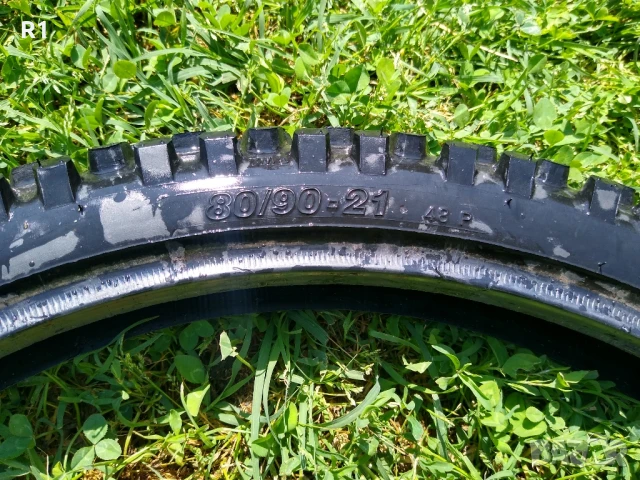 Предни Гуми METZELER 90/90-21, SAWA 80/90-21, снимка 9 - Гуми и джанти - 50652144