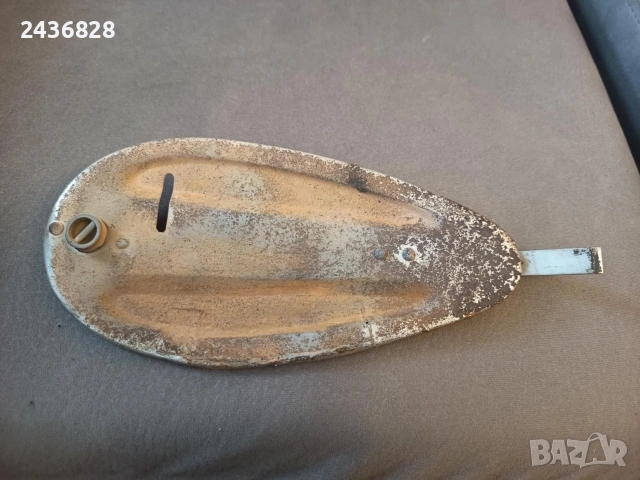 Капак на карбуратор за Балкан Люлин