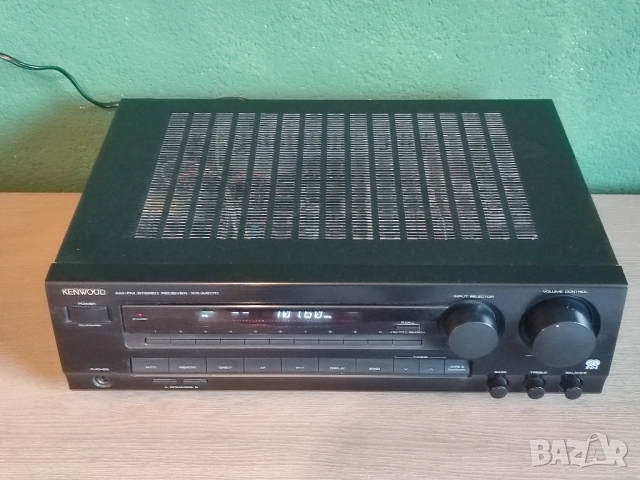 Качествен стерео ресивър Kenwood. Транзисторен усилвател с вграден радио тунер., снимка 5 - Ресийвъри, усилватели, смесителни пултове - 52735365