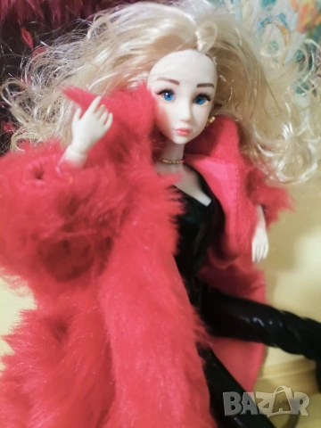 Красива колекционерска кукла MF 32 см, снимка 2 - Кукли - 53204002