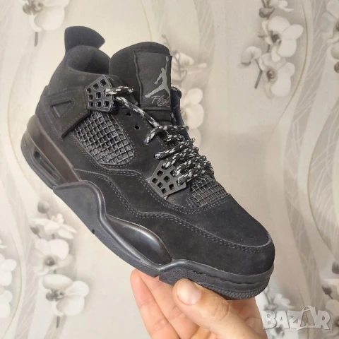 Air Jordan 4 “Black Cat” 2020 Retro номер 41, снимка 8 - Маратонки - 50567606