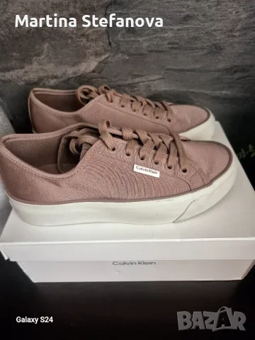 Calvin Klein кецове 
