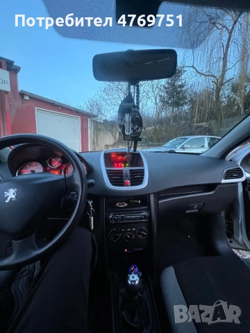 Peugeot 207 1.4 HDI, снимка 11 - Автомобили и джипове - 53886069