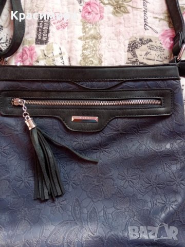 Тъмно синя дамска чанта, снимка 2 - Чанти - 38688838