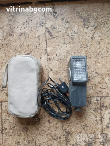 фотоапарат Смяна 8М + Светломер + Светкавица + Калъфи, снимка 3 - Антикварни и старинни предмети - 54066418