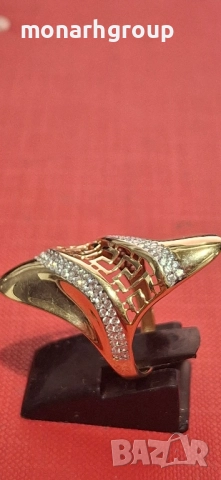 Златен пръстен, снимка 4 - Пръстени - 52356147