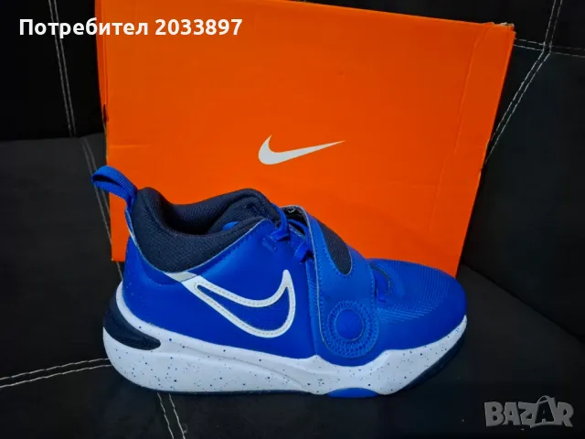 Баскетболни обувки Team hustle Nike, снимка 1 - Детски маратонки - 48215251