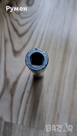 Ключове за запалителни свещи Facom 16 mm, снимка 9 - Други инструменти - 47315743