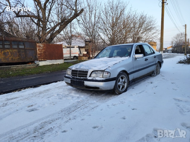 Мерцедес ц180, снимка 6 - Автомобили и джипове - 53204174