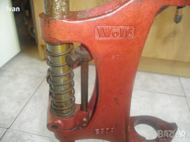 10кг-Ход 80мм-52см-Голяма Масивна Стойка За Бормашина-Професионална-Немска-Лят Чугун-WOLF ES09, снимка 10 - Бормашини - 37572089