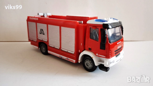 Iveco Magirus RW Feuerwehr Bburago - Мащаб 1:50, снимка 6 - Колекции - 53008229