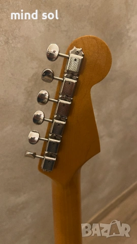 Фендер Fender stratocaster Japan left hand neck Custom pickups, снимка 10 - Китари - 54051139