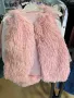 Пухено елече в бяло и розово, снимка 1